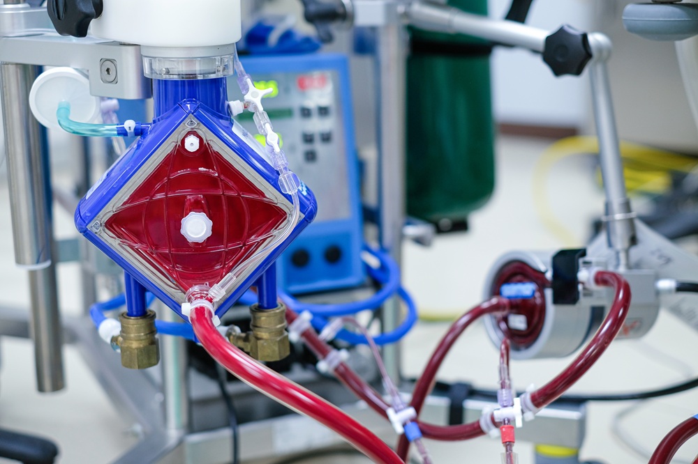 Paediatric ECMO equipment